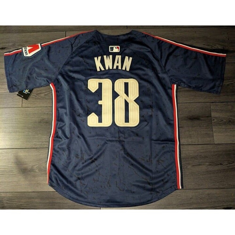 Steven Kwan #38 Cleveland Guardians Marathon Patch Baseball Jersey Large - Picture 2 of 3